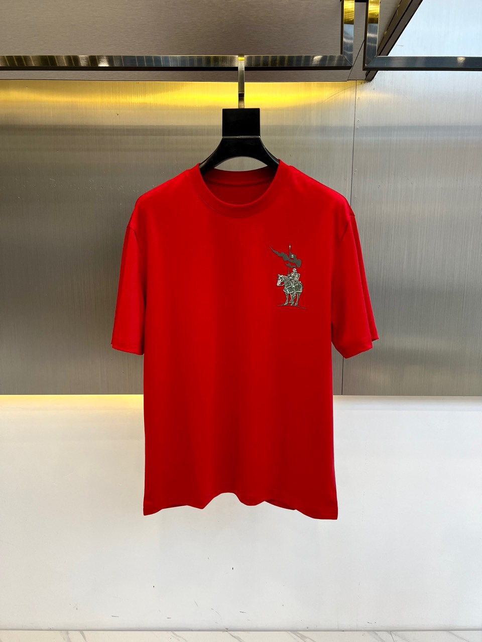 人気新作 コットン クルーネック Tシャツ バーバリー 半袖Tシャツ コピー レッド