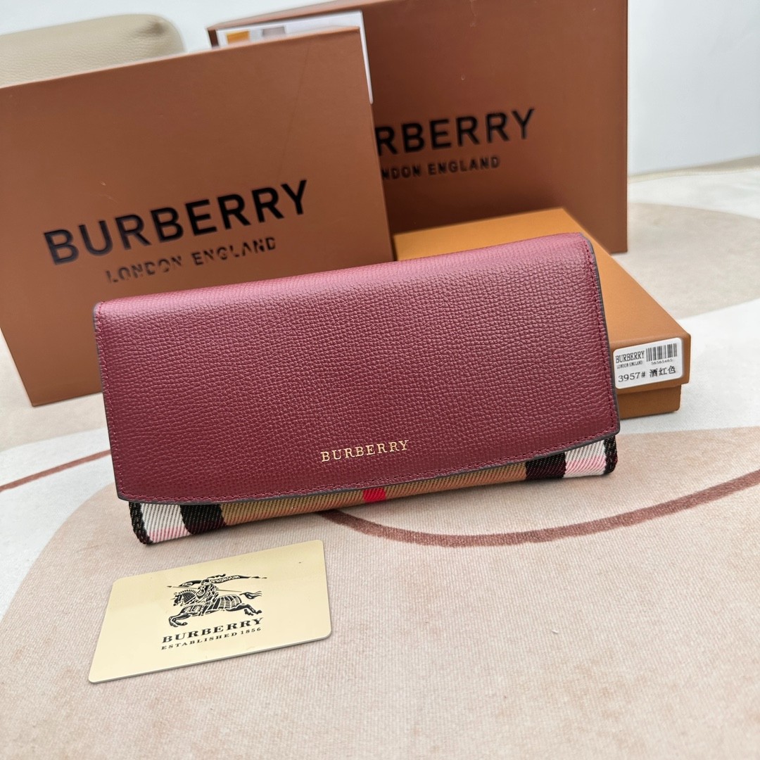カジュアル 定番 チェック 長財布 バーバリー 財布 コピー ワイン