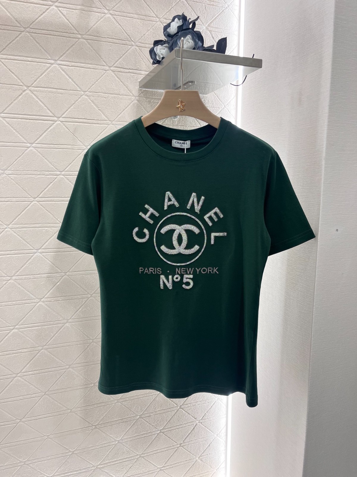 シャネル Tシャツ コピー シンプル ロゴ入り コットン 半袖Tシャツ グリーン