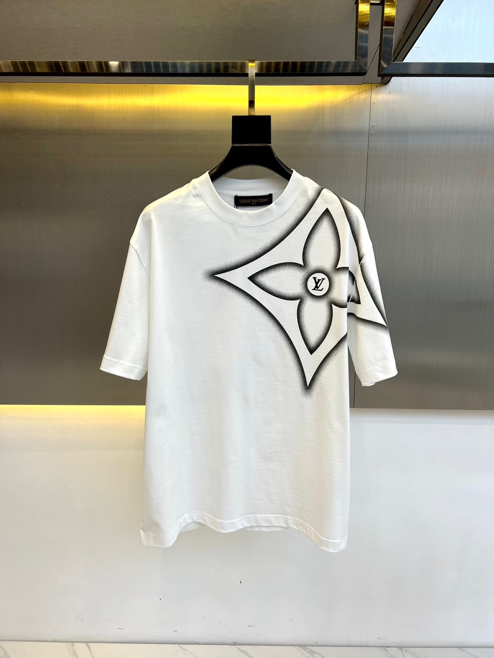 カジュアル ロゴプリント 半袖Tシャツ ルイ・ヴィトン Tシャツ コピー コットン ホワイト