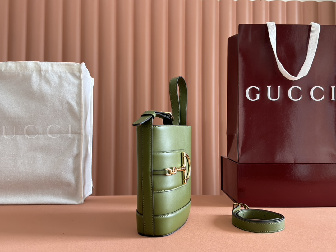 GUCCI 73 スモール バケットバッグ グッチ バッグ スーパー GUCCI 73 スモール バケットバッグ グッチ バッグ スーパー