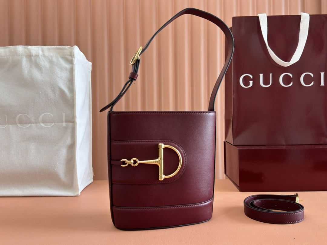 GUCCI 73 スモール バケットバッグ グッチ バッグ スーパーコピー 833665 レッド