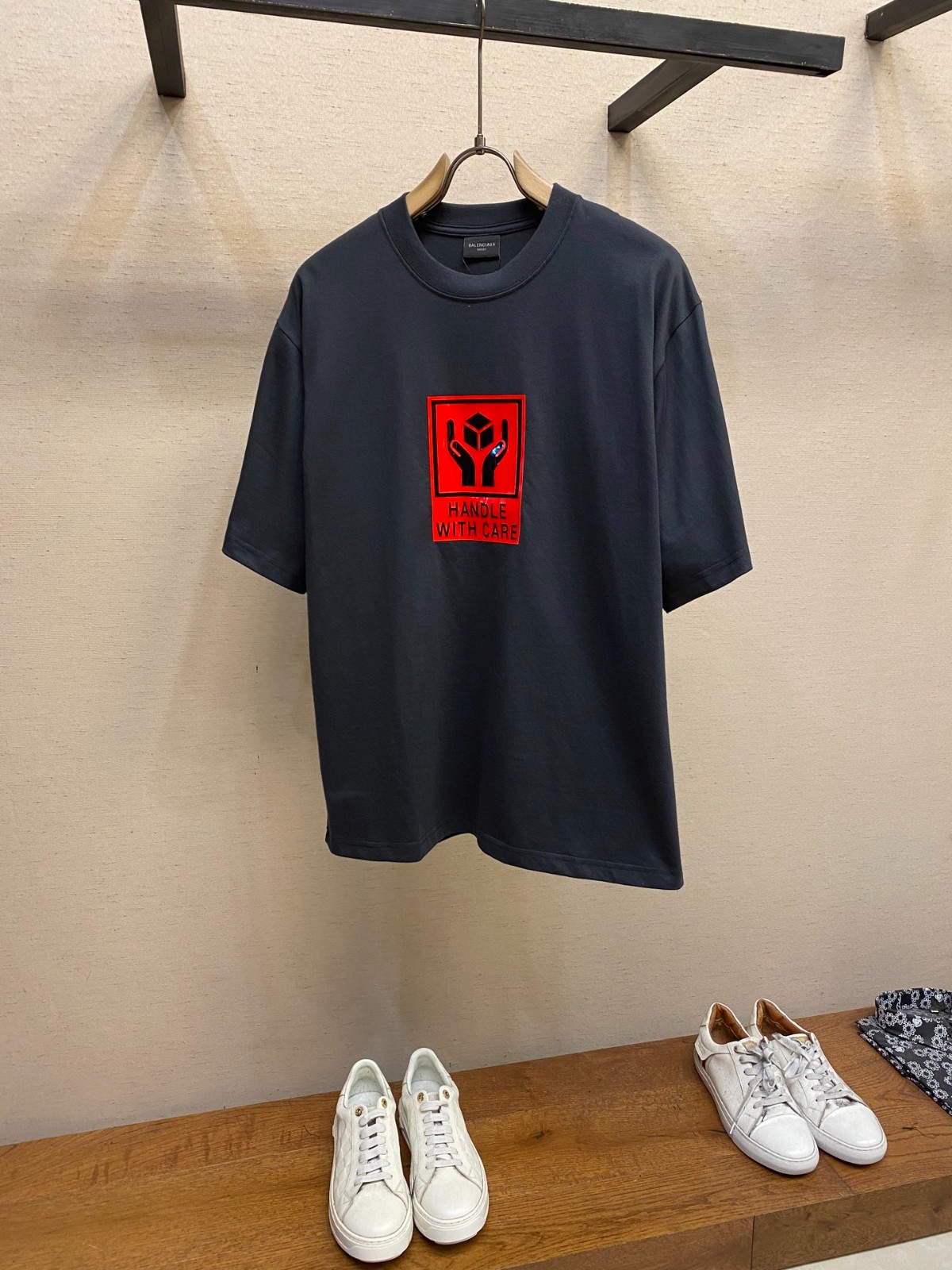 バレンシアガ パッチハンドル 半袖Tシャツ コピー ユニセックス オーバーサイズ