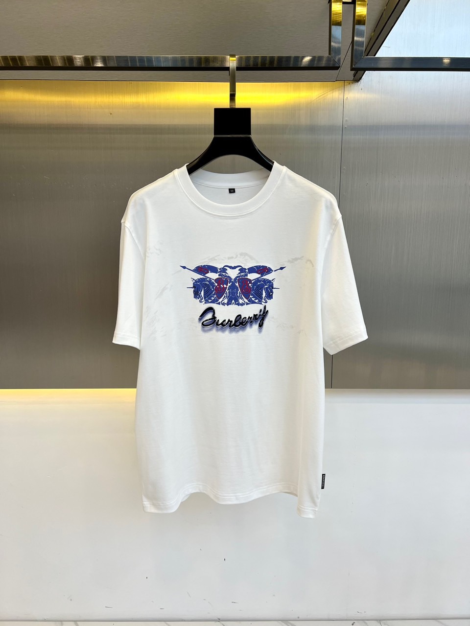おしゃれ カジュアル バーバリー Tシャツ コピー プリント 半袖Tシャツ ホワイト