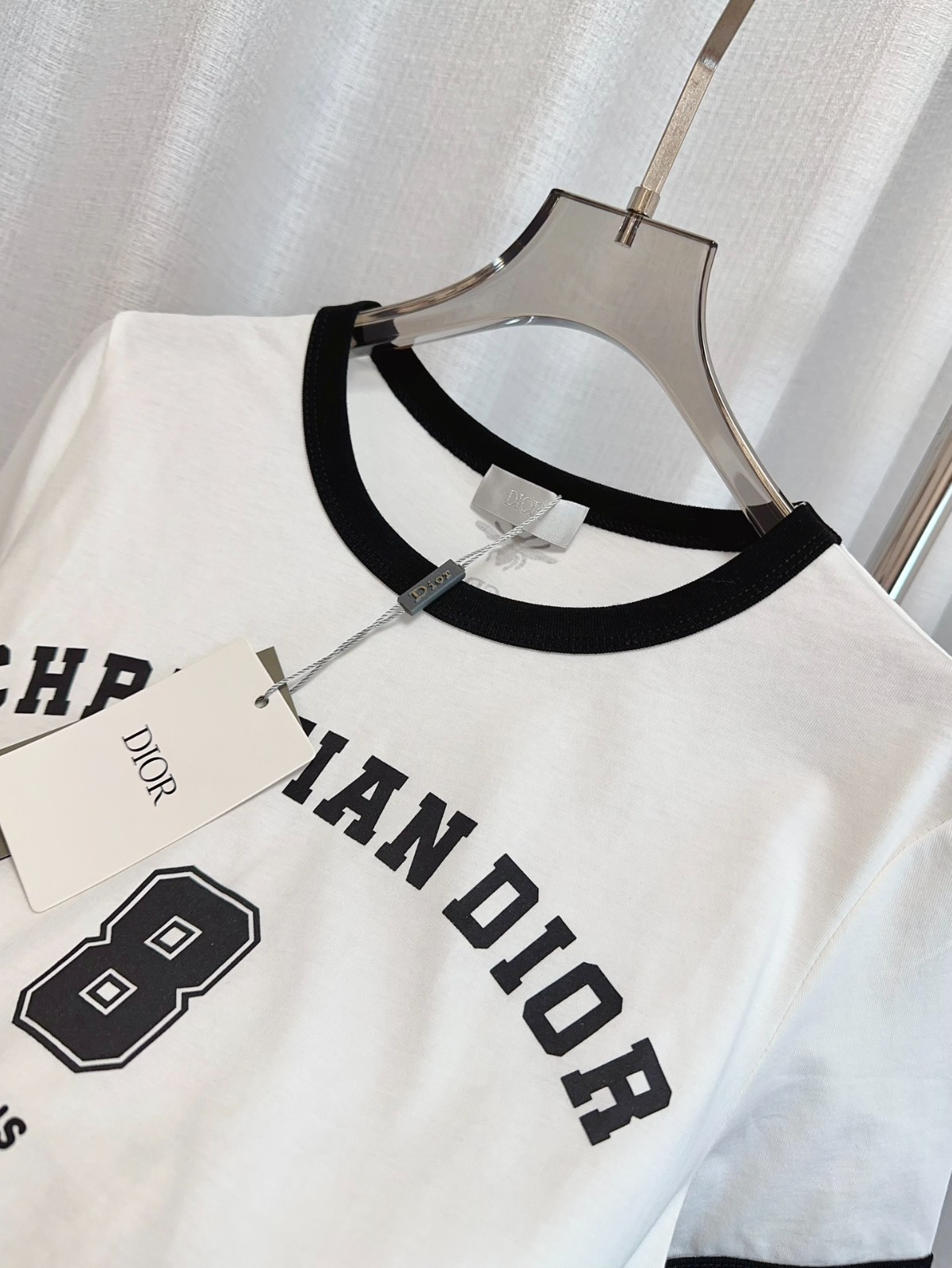 日本限定 コットンブレンド 半袖Tシャツ クリスチャン