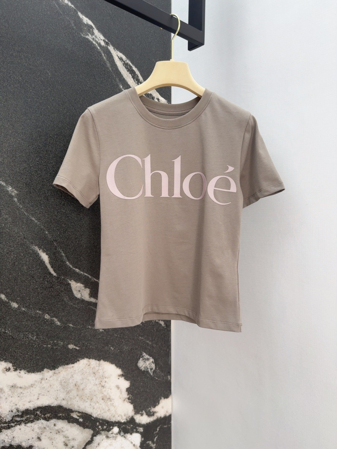 シンプル ロゴ入り コットン半袖Tシャツ クロエ Tシャツ スーパーコピー レディース