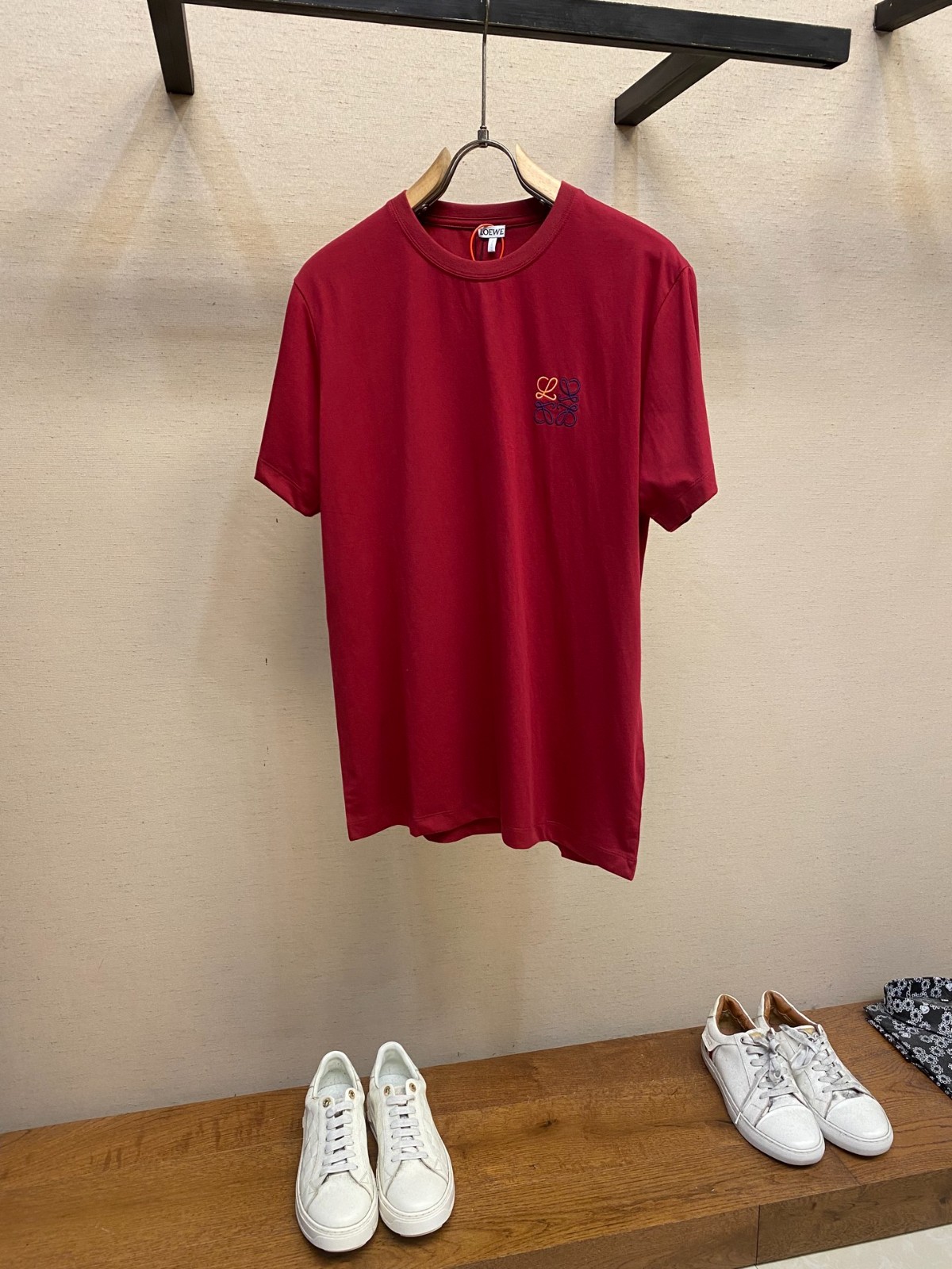 シンプル アナグラム コットンTシャツ ロエベ Tシャツ コピー 半袖トップス