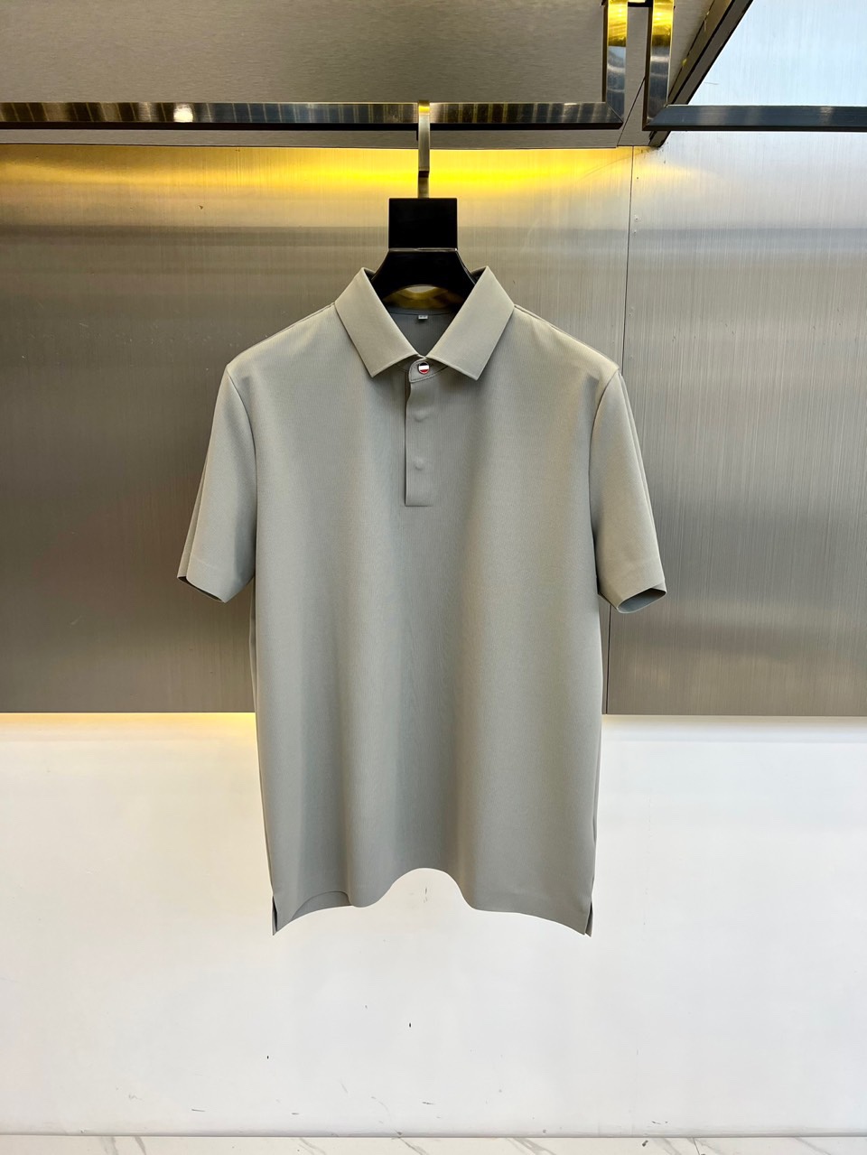 シンプル 上品 快適 半袖ポロシャツ トムブラウン Tシャツ スーパーコピー グレー