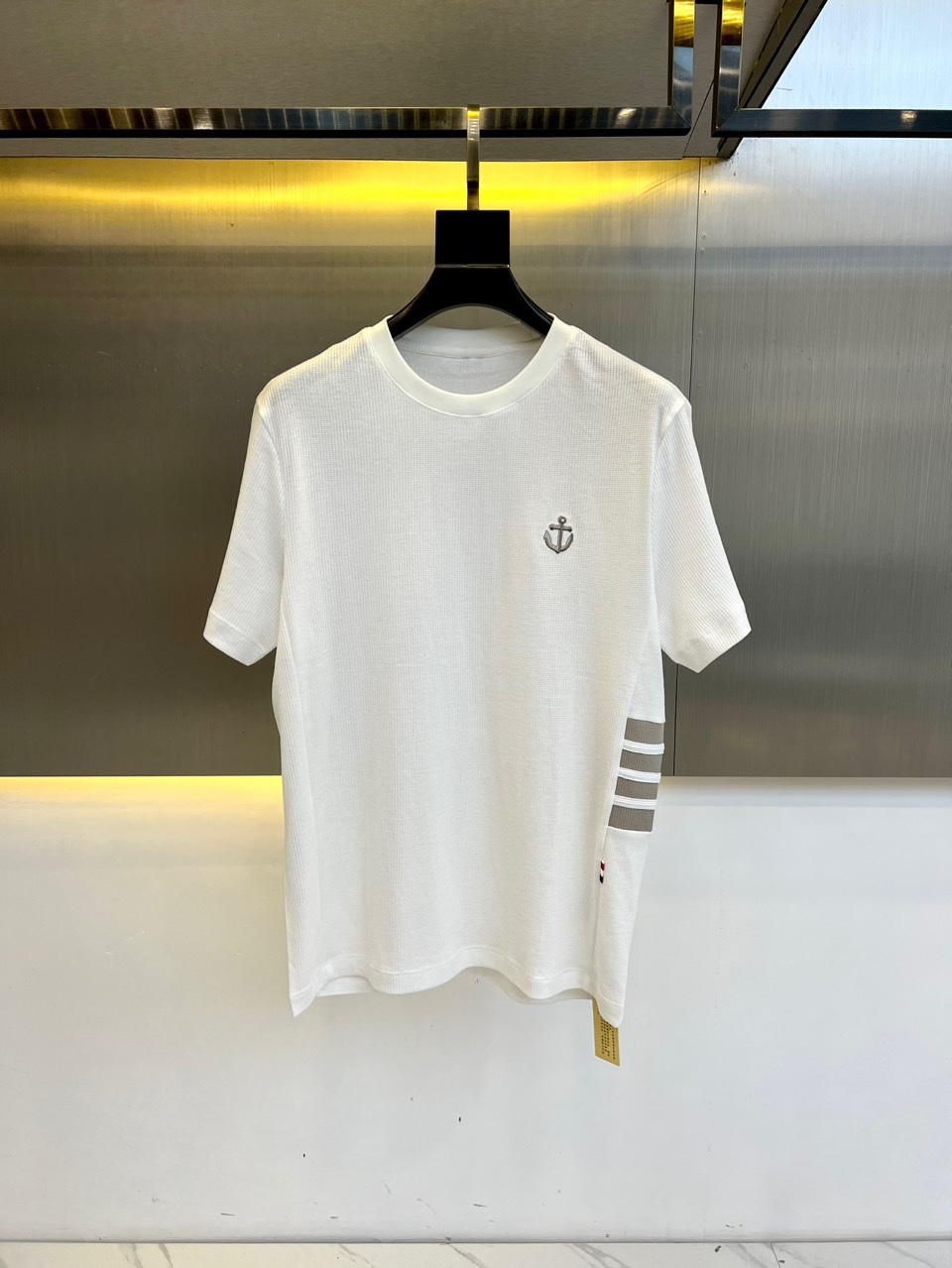 着心地いい 半袖Tシャツ トムブラウン Tシャツ スーパーコピー ホワイト
