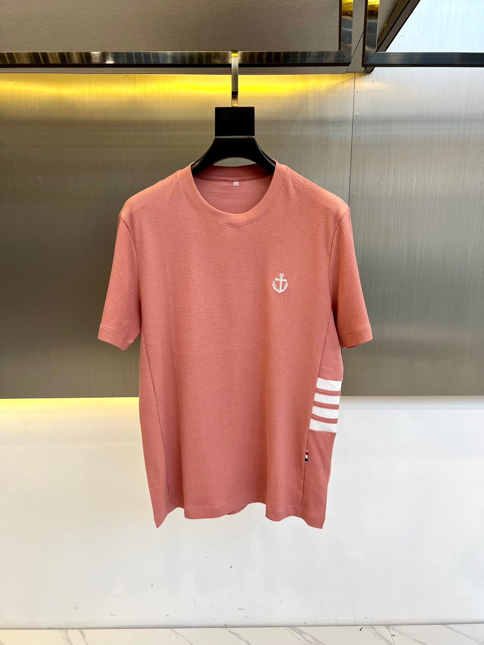 着心地いい 半袖Tシャツ トムブラウン Tシャツ スーパーコピー ピンク