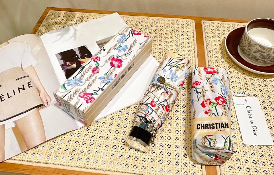 超軽量 晴雨兼用 コンパクト クリスチャン・ディオール 傘 偽物 折り畳み日傘