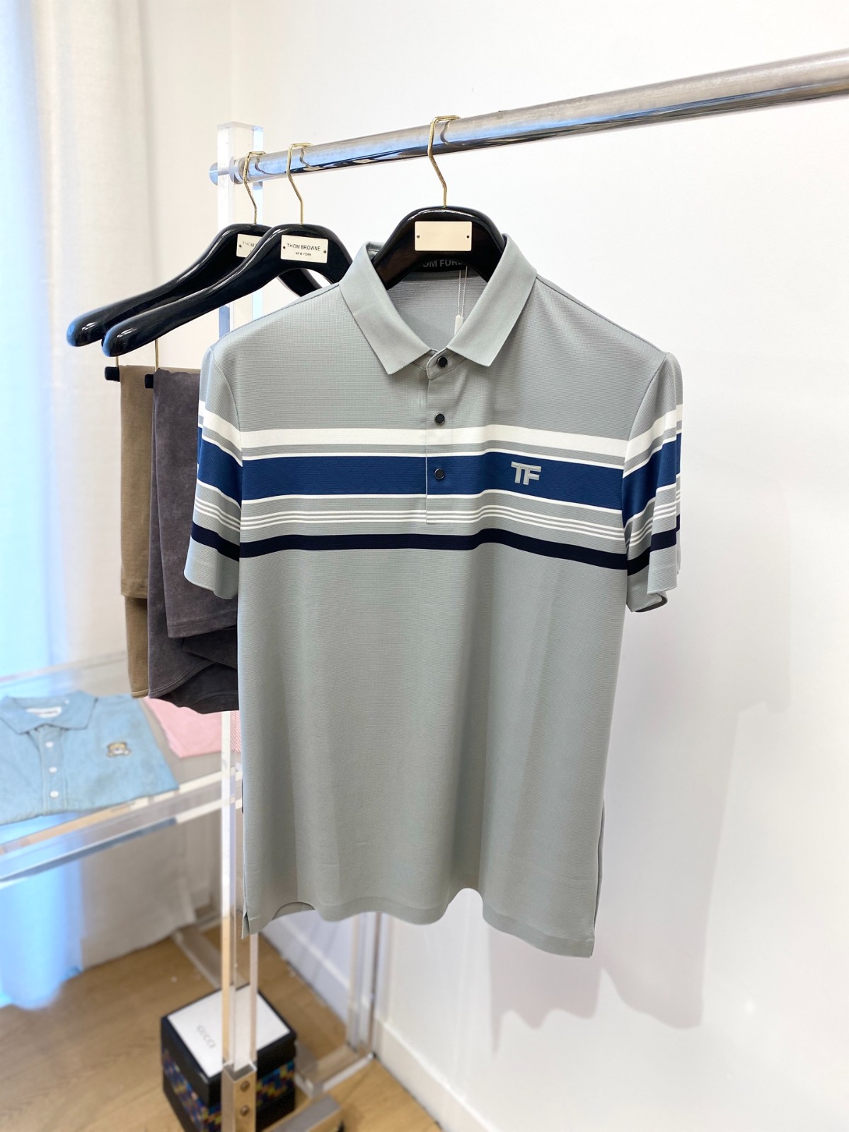 カジュアル おしゃれ 半袖ポロシャツ トムフォード Tシャツ 偽物 コットン グレー