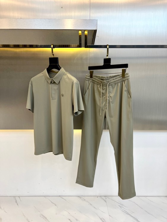 上品 カジュアル 上下セット エルメネジルド・ゼニア セットアップ コピー グリーン