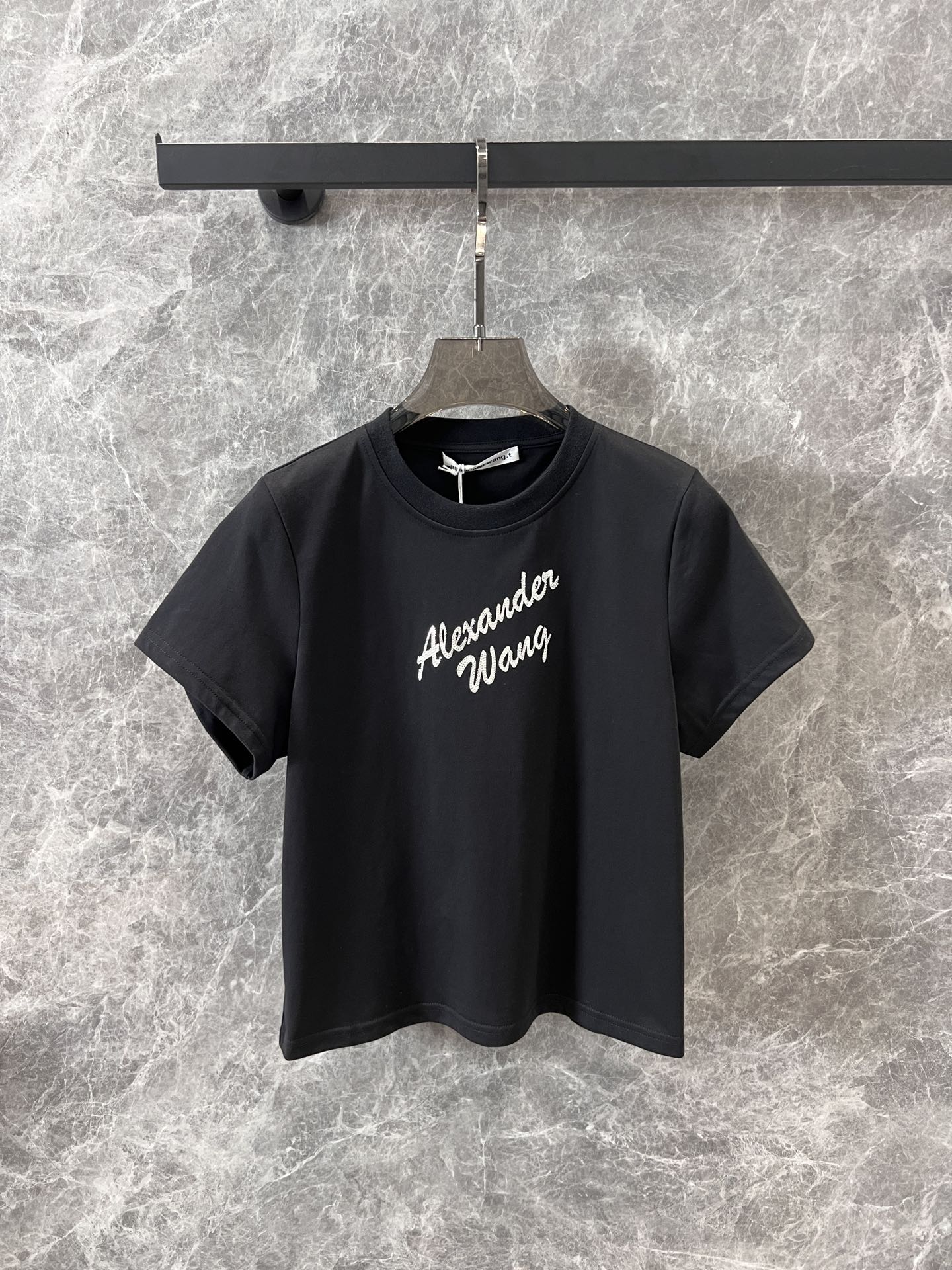 シンプル ロゴ コンパクト 半袖Tシャツ アレキサンダーワング Tシャツ コピー ブラック