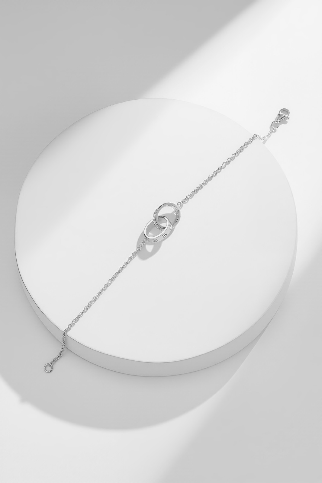 定番 人気 カルティエ LOVE ブレスレット チェーン コピー アクセサリー