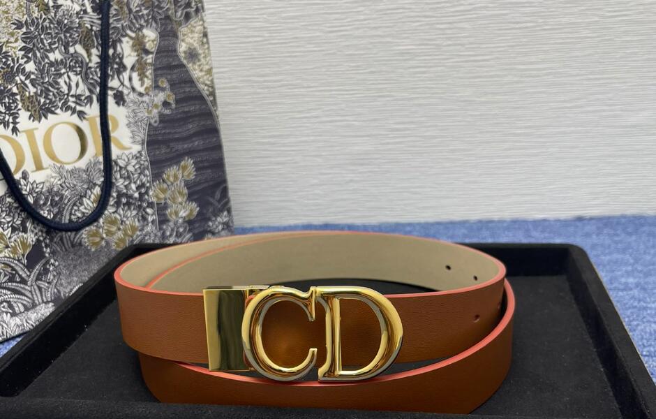 人気 定番 Saddle リバーシブルベルト クリスチャン・ディオール ベルト コピー