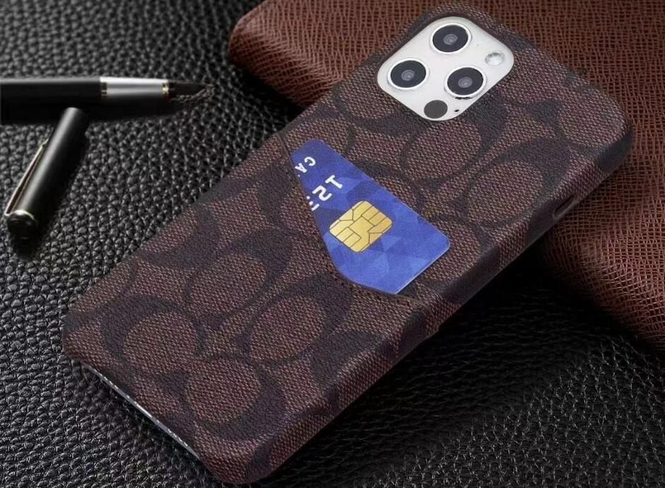 おしゃれ 高級感 シンプル レディース メンズ 3色 コーチ アイフォンケース コピー ス マホケース 携帯ケース カード収納