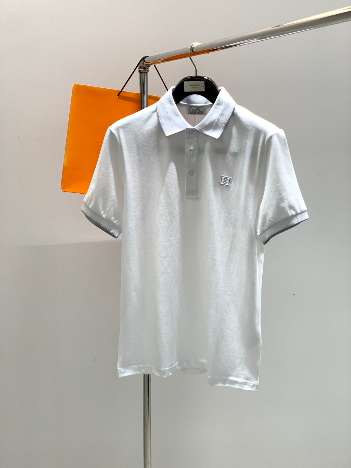 シンプル 合わせやすい メンズ ポロシャツ エルメス Tシャツ コピー ホワイト