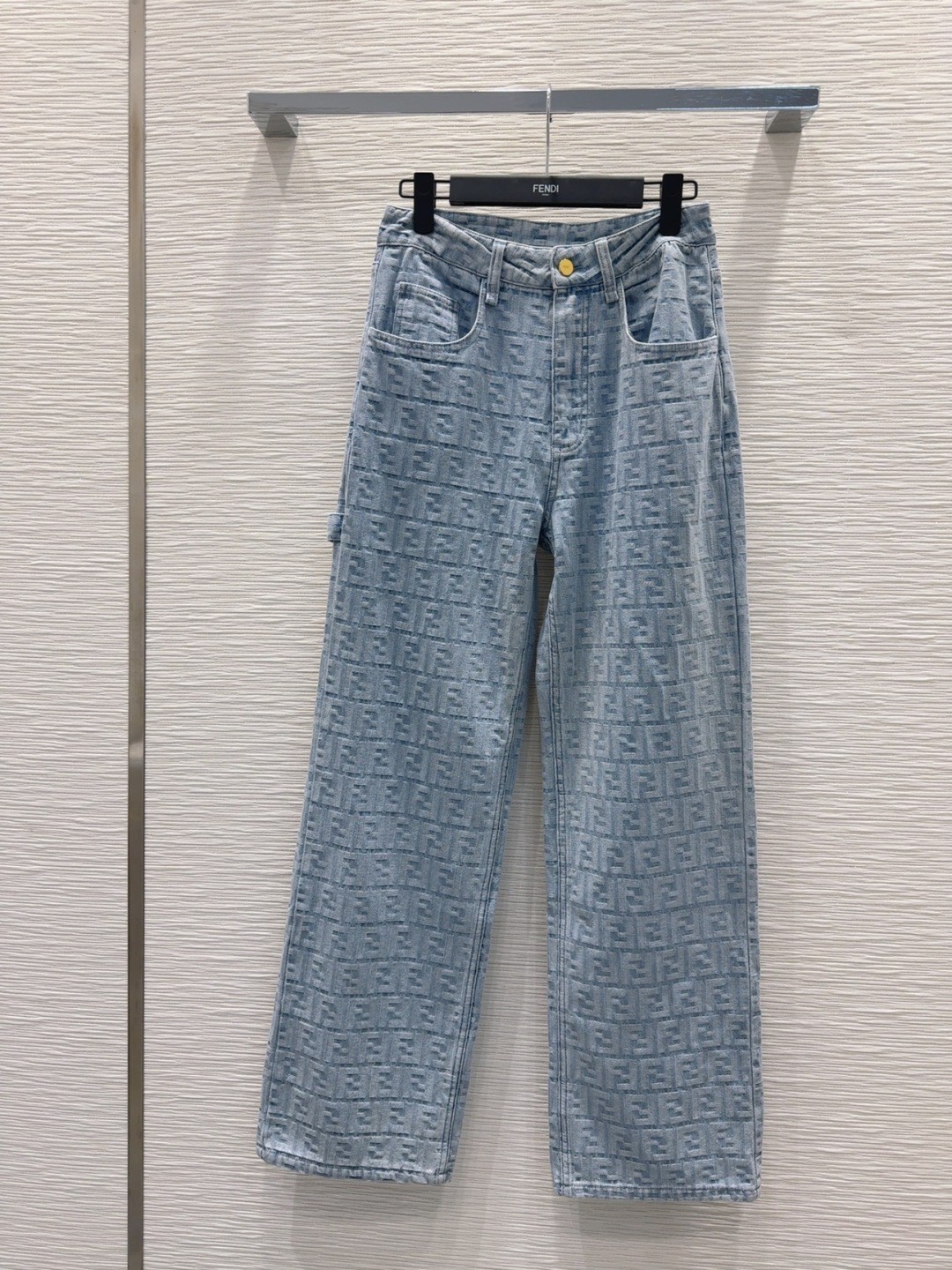 おしゃれ FFモチーフ デニムパンツ フェンディ ジーンズ スーパーコピー