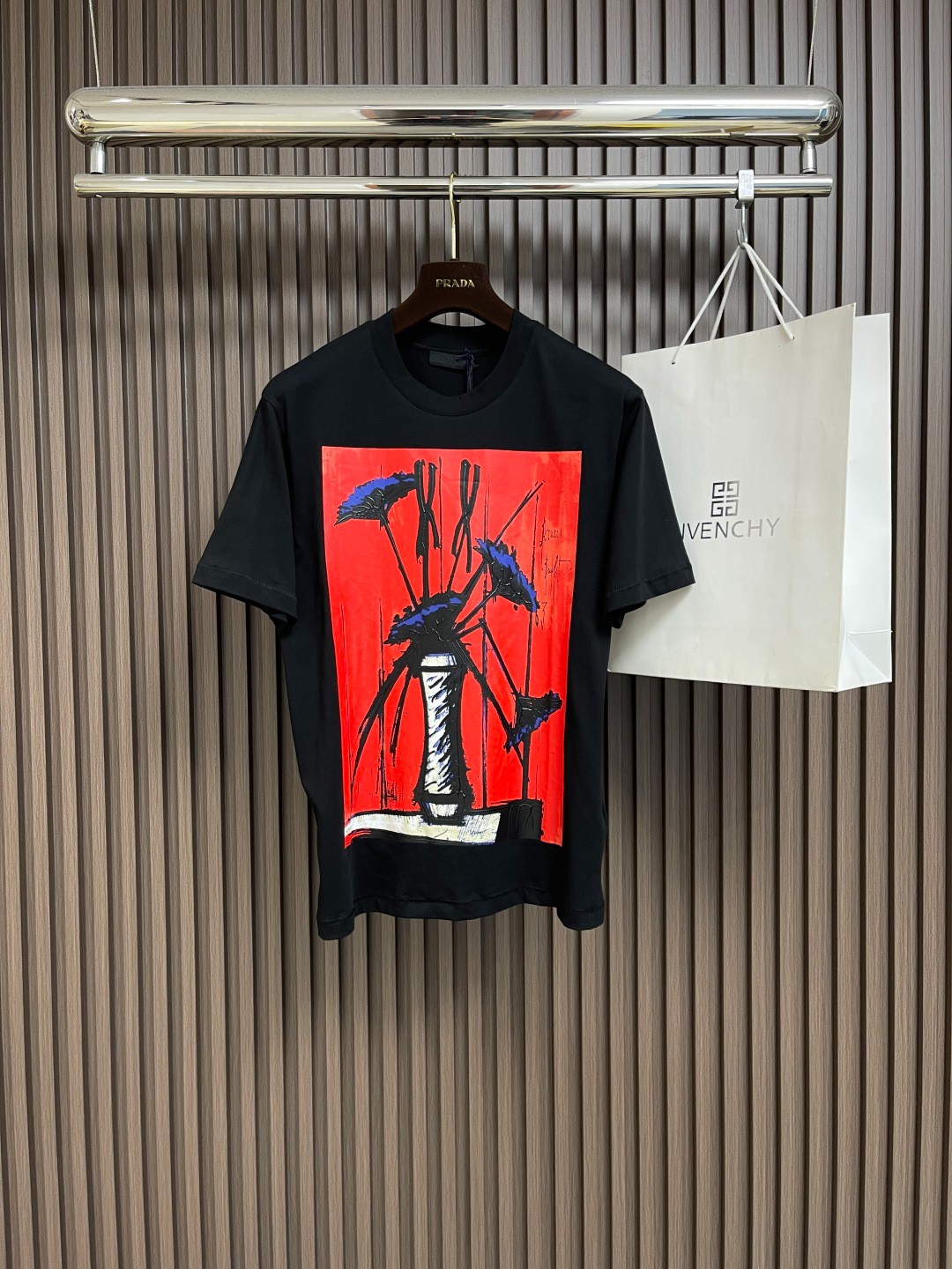 プラダ Tシャツ コピー 目を引く プリントジャージー Tシャツ ユニセックス