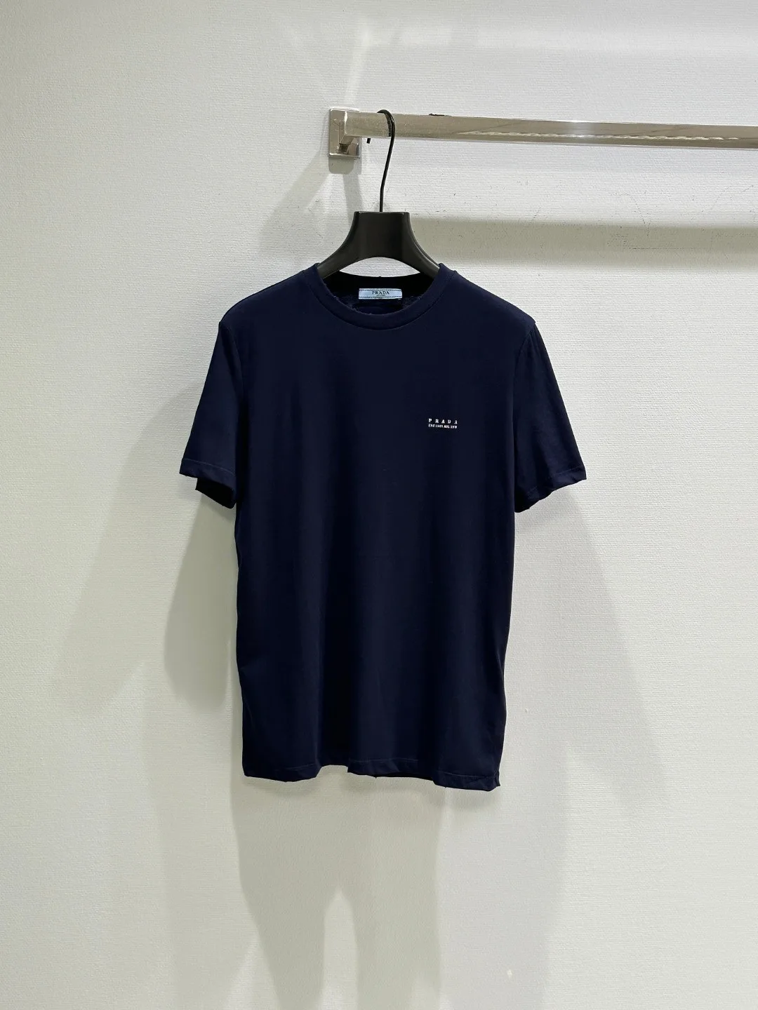 ユニセックス 人気 シンプル コットンジャージ 半袖Tシャツ プラダ Tシャツ コピー ネイビー