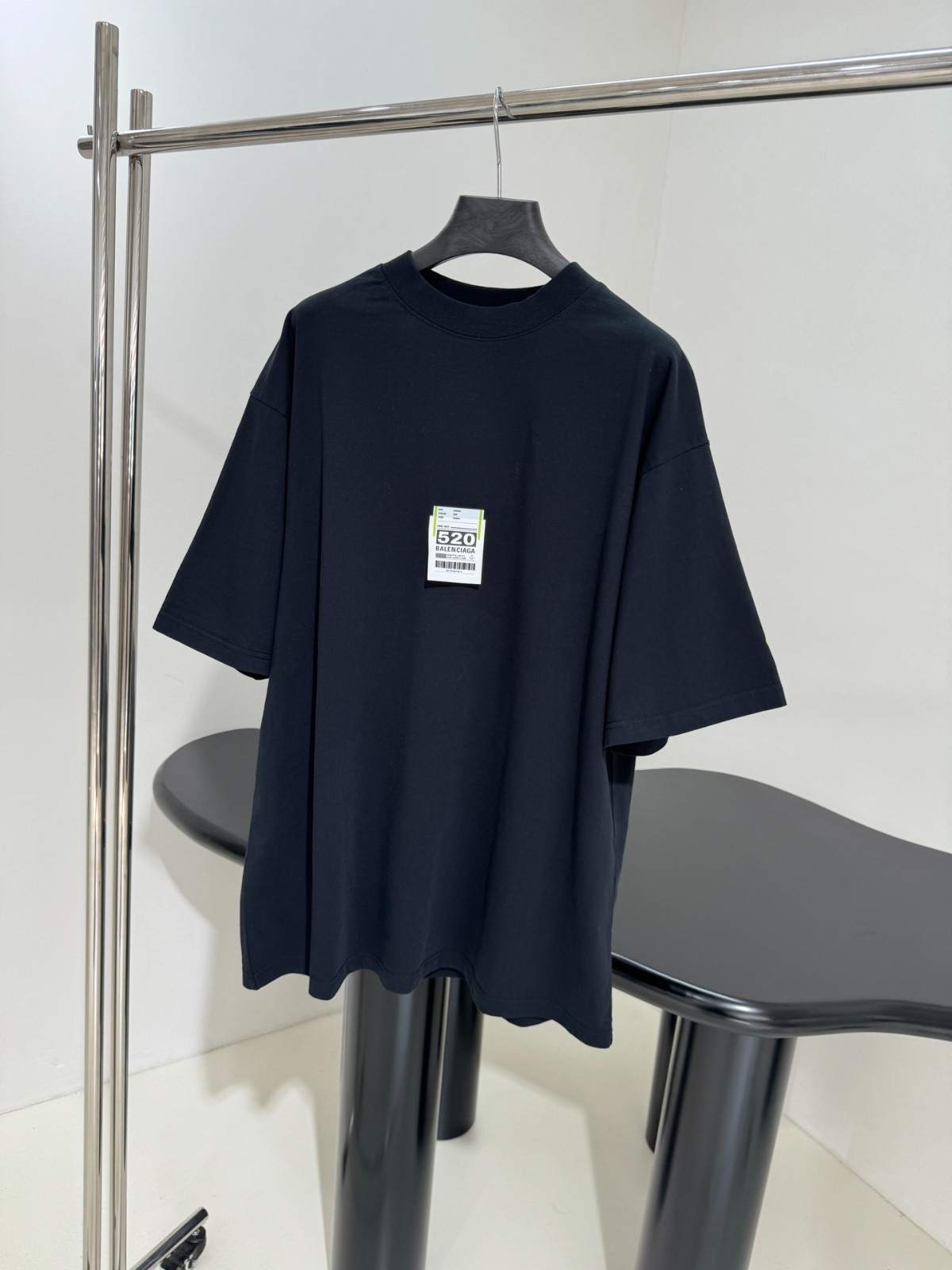 Airport Tag オーバーサイズ半袖Tシャツ バレンシアガ Tシャツ コピー ブラック