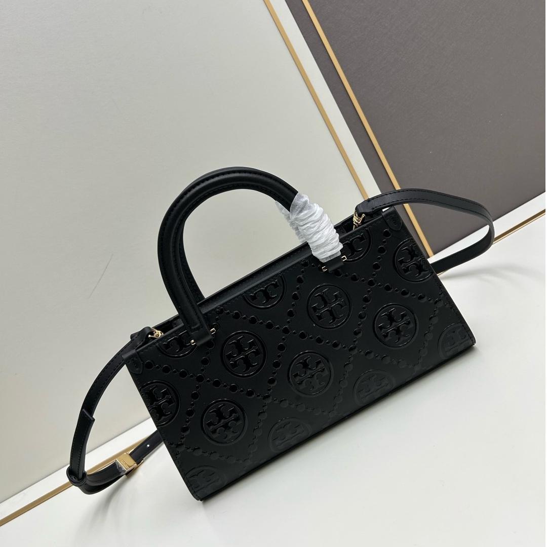 トリーバーチ Tモノグラム エンボス レクタンギュラー スモールトート スーパーコピー ブラック