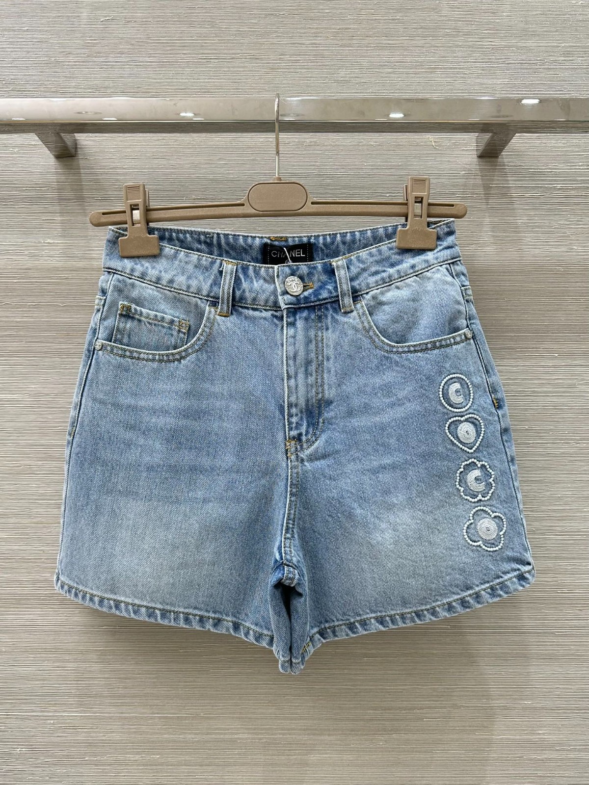 おしゃれ デニム ショートパンツ シャネル パンツ コピー 合わせやすい