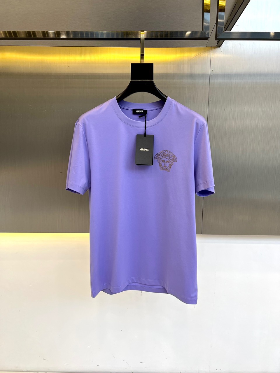 シンプル おしゃれ 半袖Tシャツ ヴェルサーチェ Tシャツ コピー クルーネック パープル
