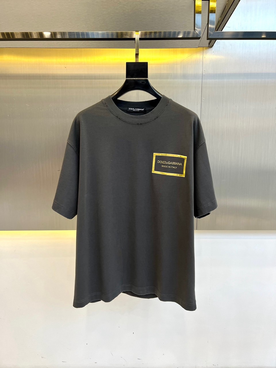 カジュアル ロゴ 半袖Tシャツ ドルチェ&ガッバーナ Tシャツ 偽物 コットン グレー