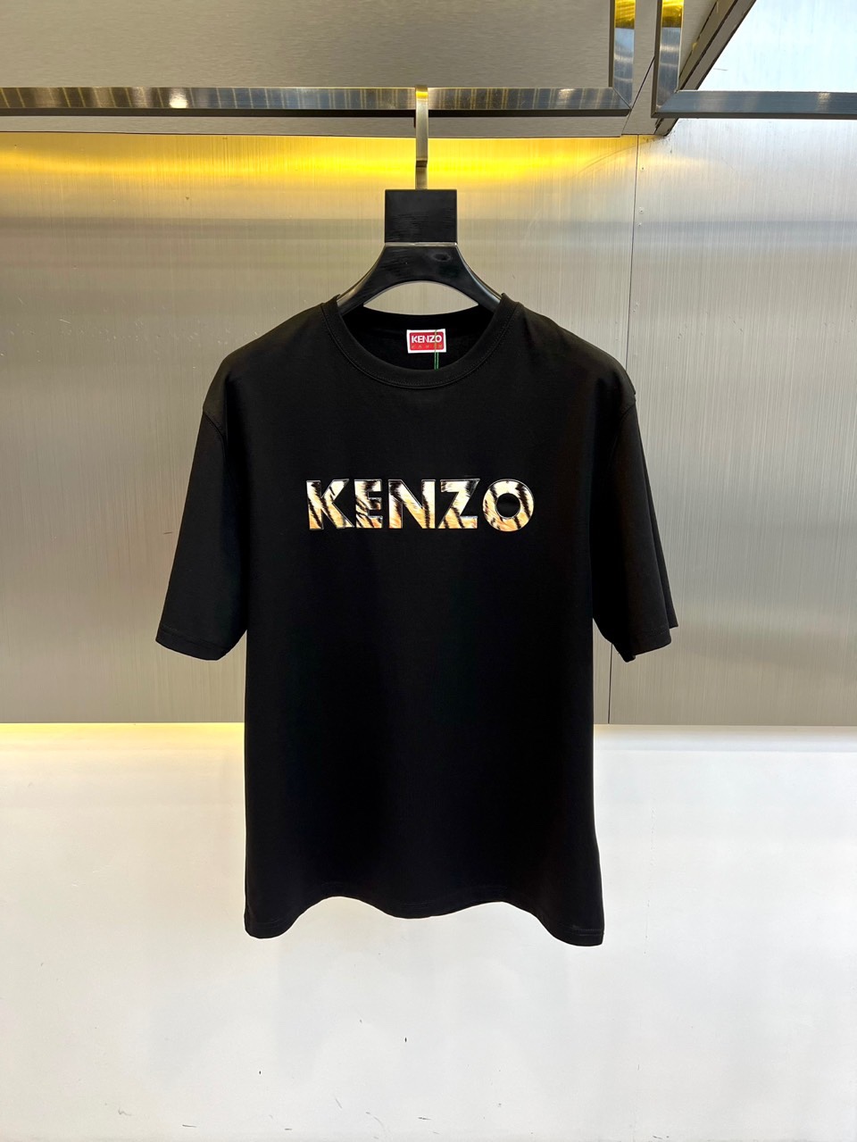 シンプル ロゴ 半袖Tシャツ ケンゾー Tシャツ コピー クルーネック ブラック