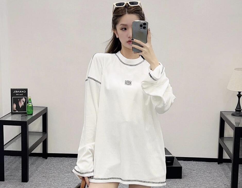 カジュアル リラックスフィット 長袖Tシャツ ロエベ Tシャツ コピー ホワイト