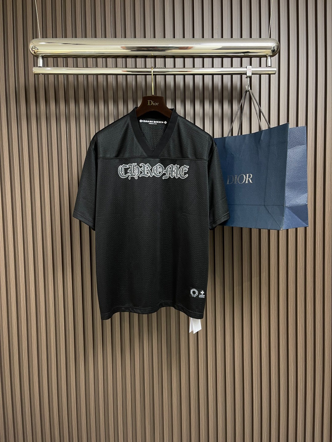 カジュアル ロゴ Ｖネック 半袖Tシャツ クロムハーツ Tシャツ 偽物