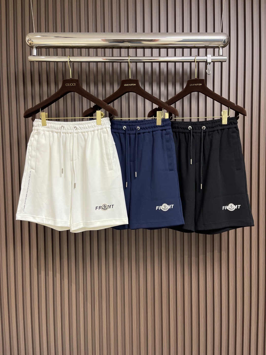 定番 カジュアル ロゴ ショートパンツ モンクレール パンツ コピー メンズ
