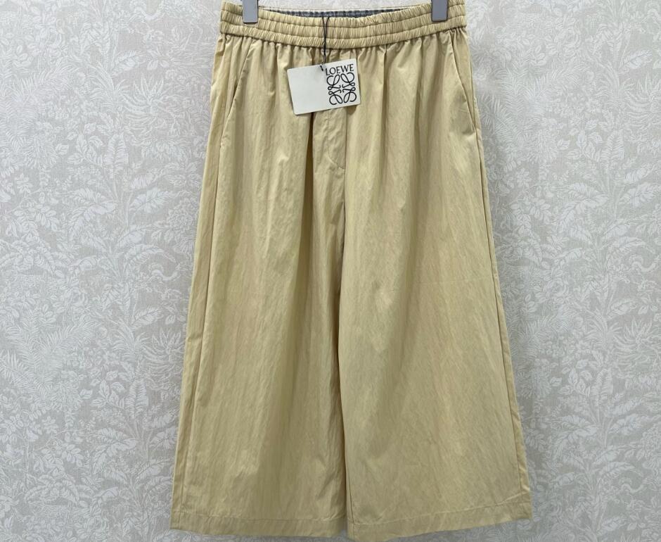 ロエベ パンツ コピー レディース ゆったり クロップド トラウザーズ カーキ ロエベ パンツ コピー レディース ゆったり クロップド トラウザーズ カーキ