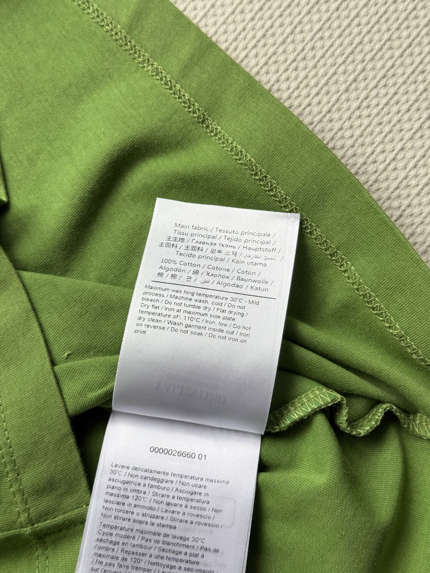 ヴァレンティノ プリント コットン Tシャツ ILLIT 緑 グリーン お洒落 プリントコットンTシャツ ヴァレンティノ Tシャツ コピー