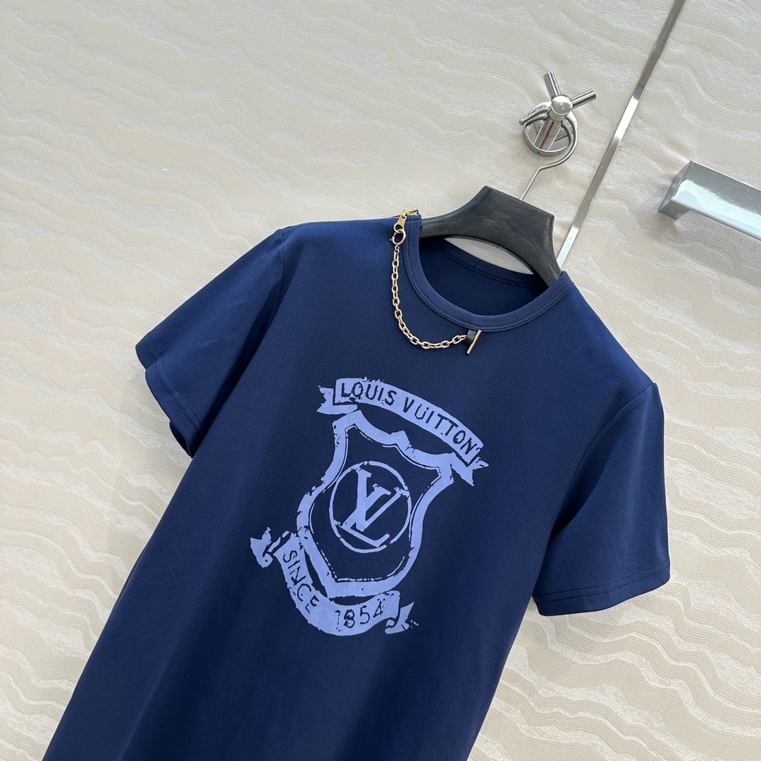 【ルイヴィトン】 LV クレスト Tシャツドレス LV Crest T-Shirt Dress - Ready-to-Wear 1AI392 | LOUIS VUITTON