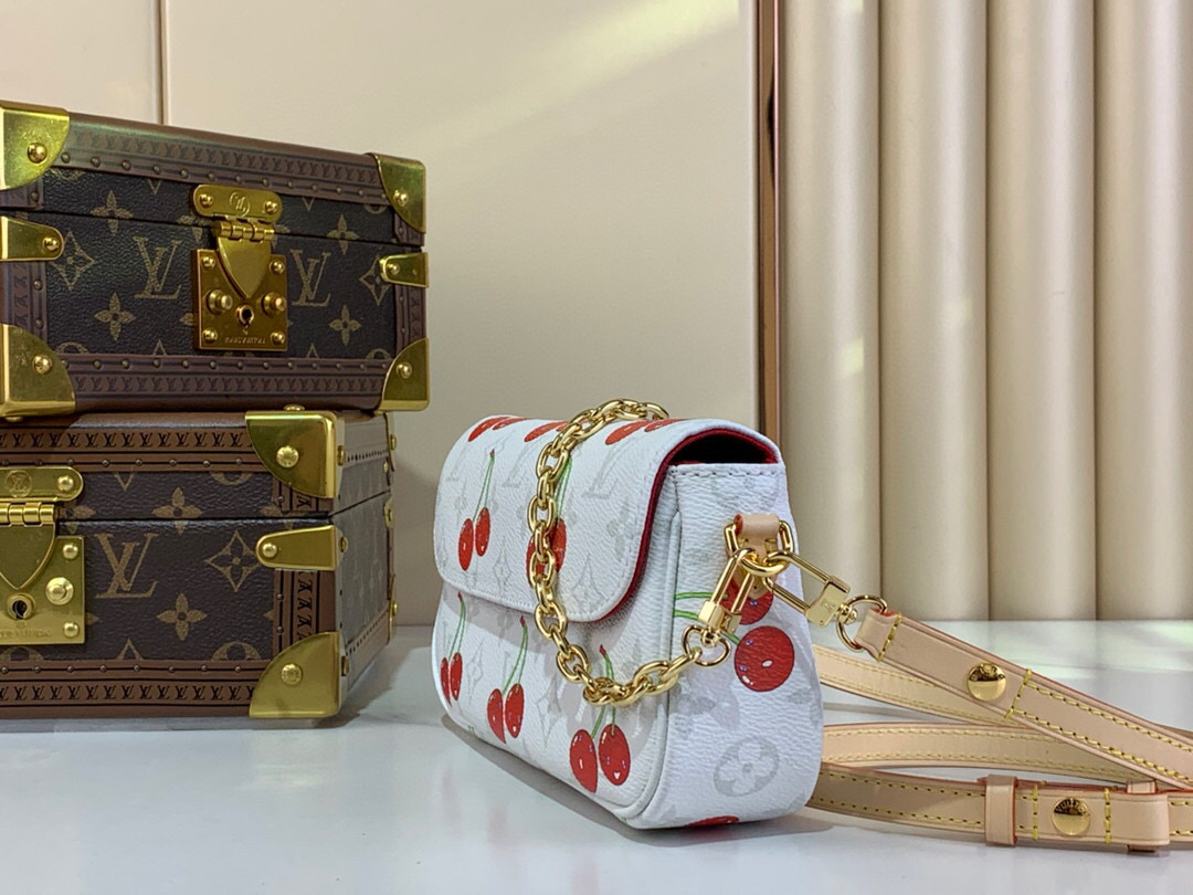 【LV×TM限定】LOUIS VUITTON ウォレット オン チェーンアイビー 注目コラボ Louis Vuitton × TM アイビー チェーンウォレット