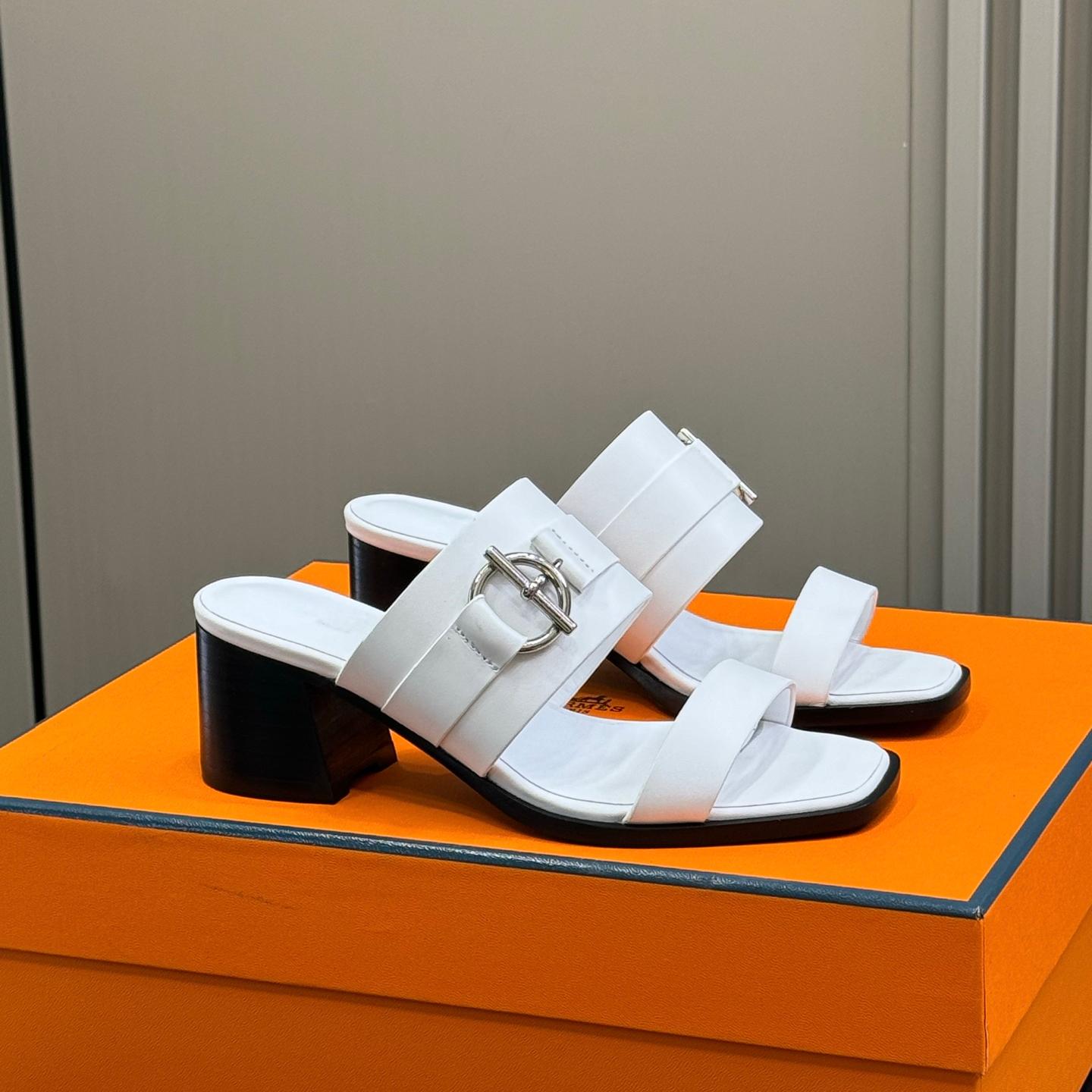 【エレガントな足元へ♪】HERMES サンダルキュート 60 サンダル 《キュート》 60 | Hermès - エルメス-公式サイト