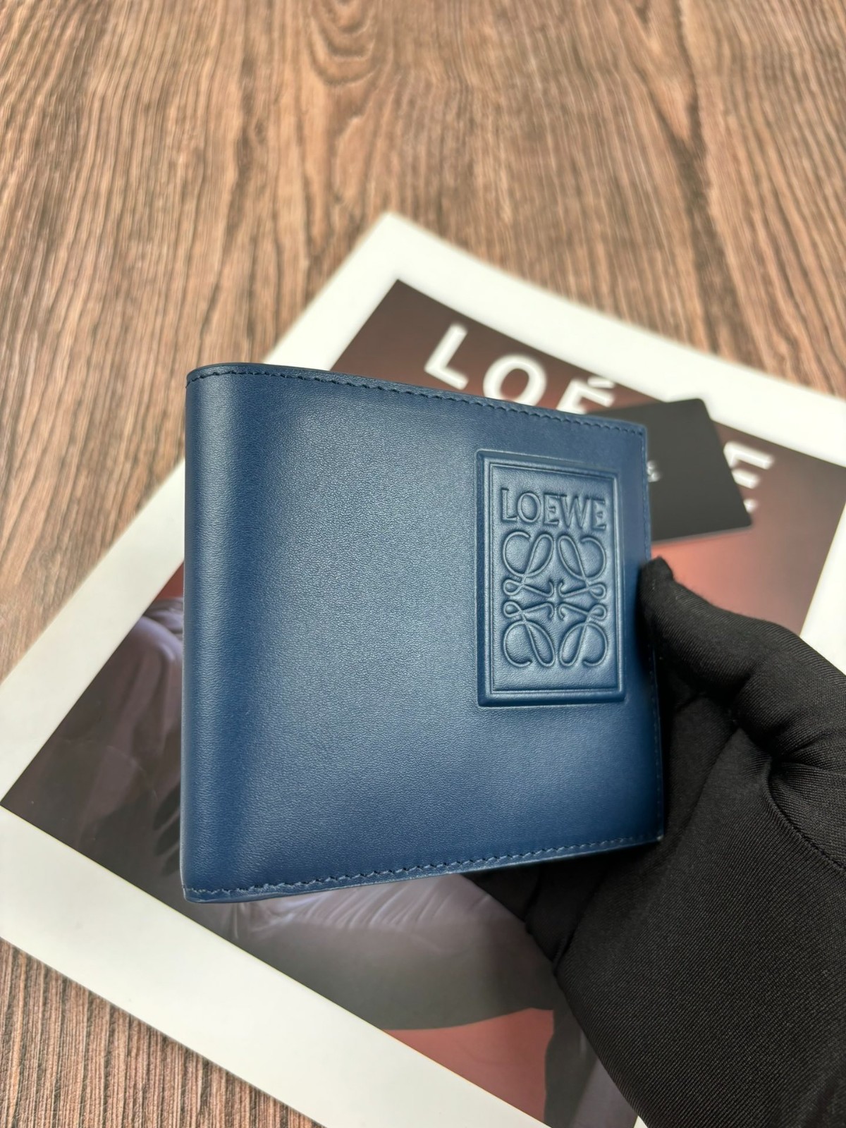 定番 人気 2つ折り財布 ロエベ 財布 コピー コンパクト ウォレット ブルー