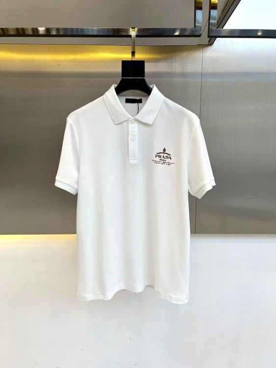 定番 コットンピケ ポロシャツ プラダ Tシャツ 偽物 半袖 トップス ホワイト 定番 コットンピケ ポロシャツ プラダ Tシャツ 偽物 半袖 トップス ホワイト