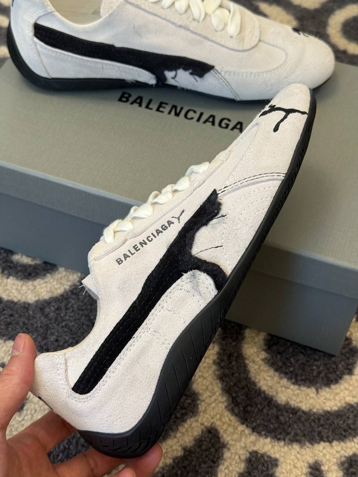 BALENCIAGA × PUMA スエード スピードキャット スニーカー