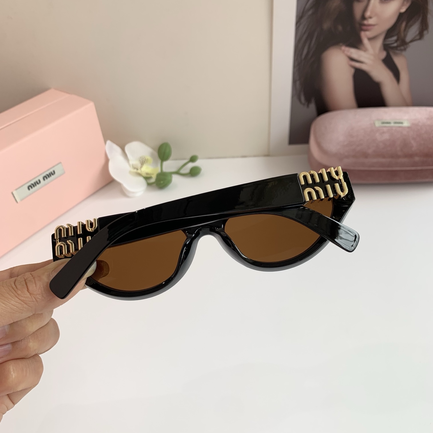 【N】miumiu サングラス キャットアイ Miu Miu Eyewear ミュウミュウ・アイウェア キャットアイ