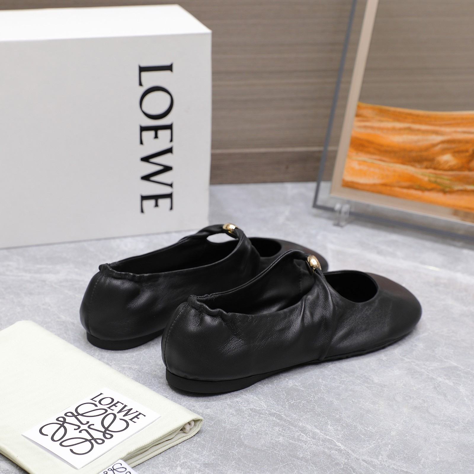 人気新作～ペブル ソフト バレリーナ ロエベ シューズ コピー