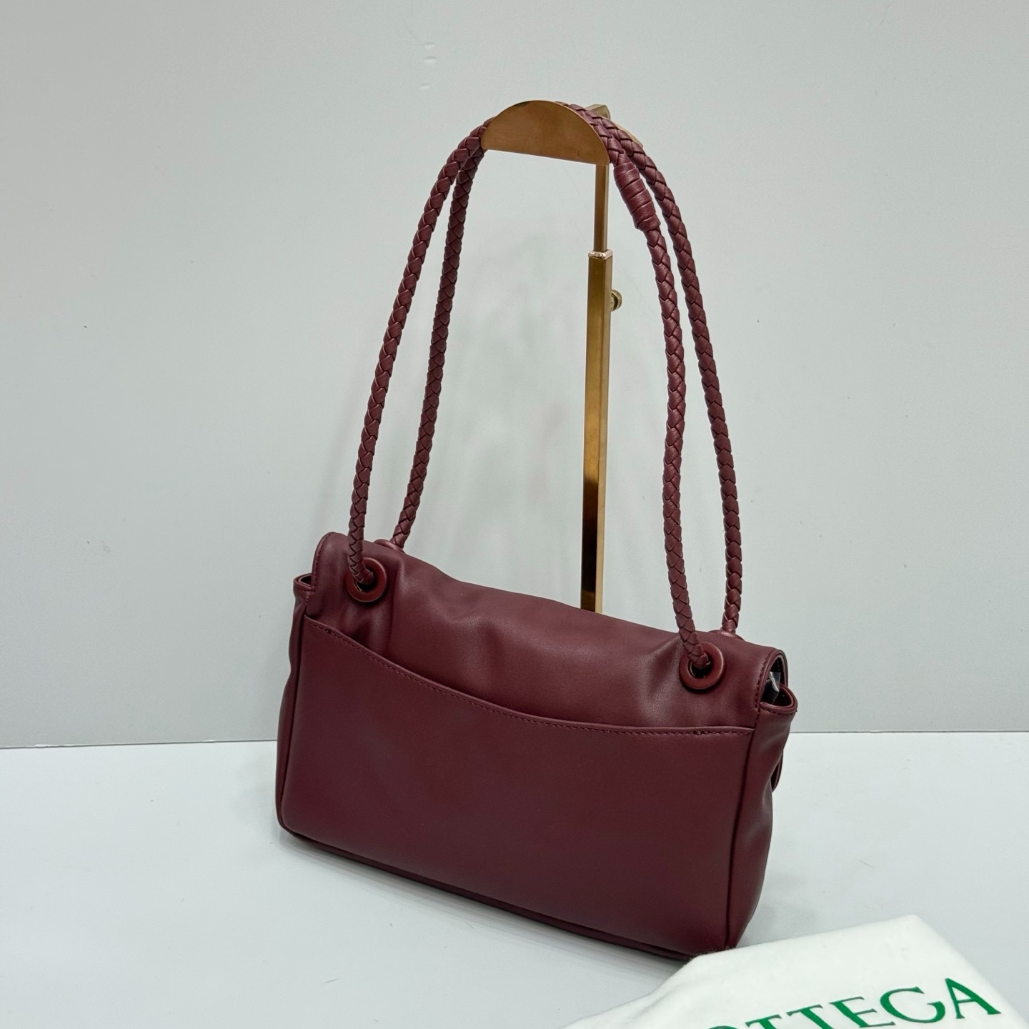 Bottega Veneta直営店 マディソンショルダーバッグ 新作~マディソン ショルダーバッグ ボッテガ・ヴェネタ バッグ