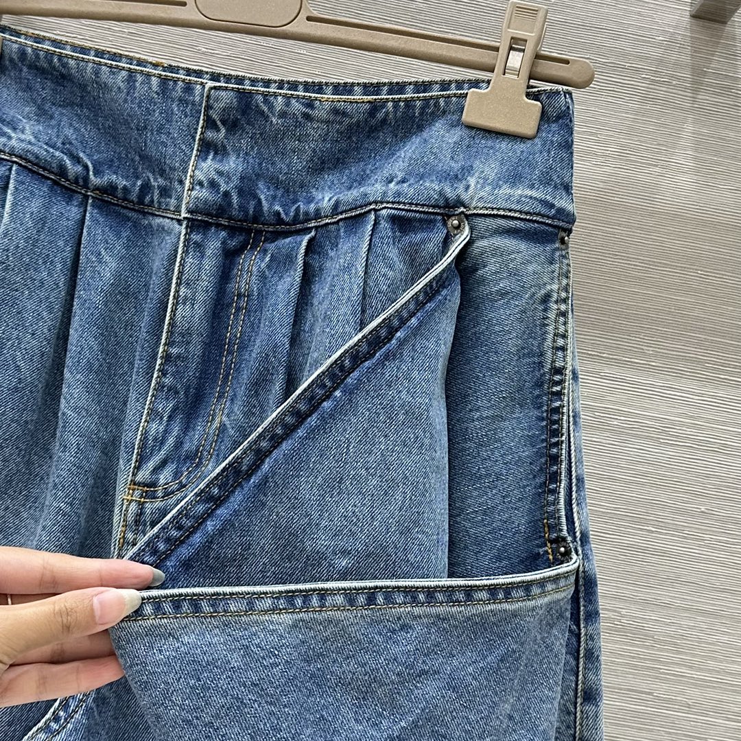 注目される デニム トラウザーズ ロエベ パンツ コピー レディース