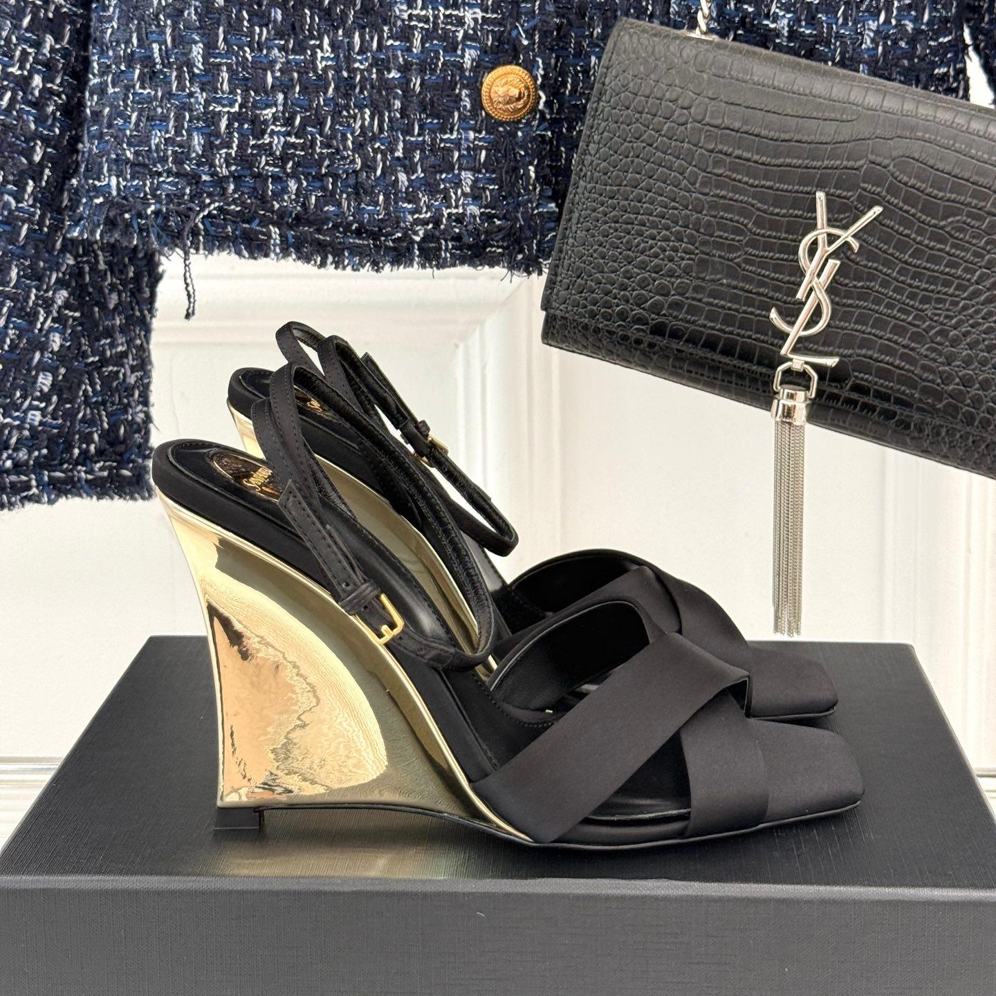 VIP価格SALE★Saint Laurent★リュシエンヌ ウェッジ サンダル VIP価格SALE☆Saint Laurent☆リュシエンヌ ウェッジ サンダル