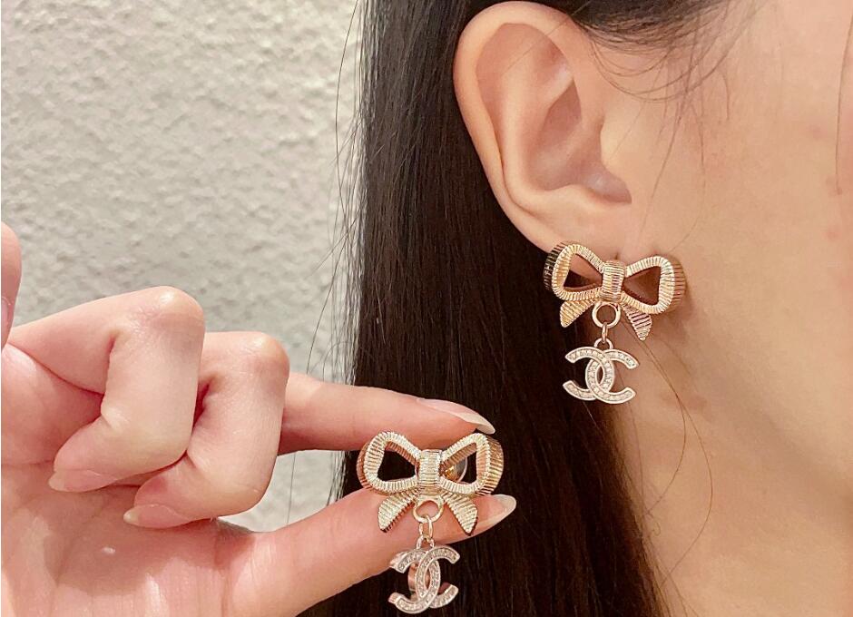 可愛い フェンミン シャネル イヤリング コピー レディースピアス アクセサリー