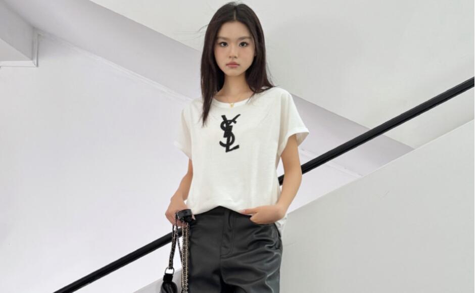 シンプル イヴ・サンローラン Tシャツ コピー カジュアル YSLロゴ 半袖Tシャツ ホワイト