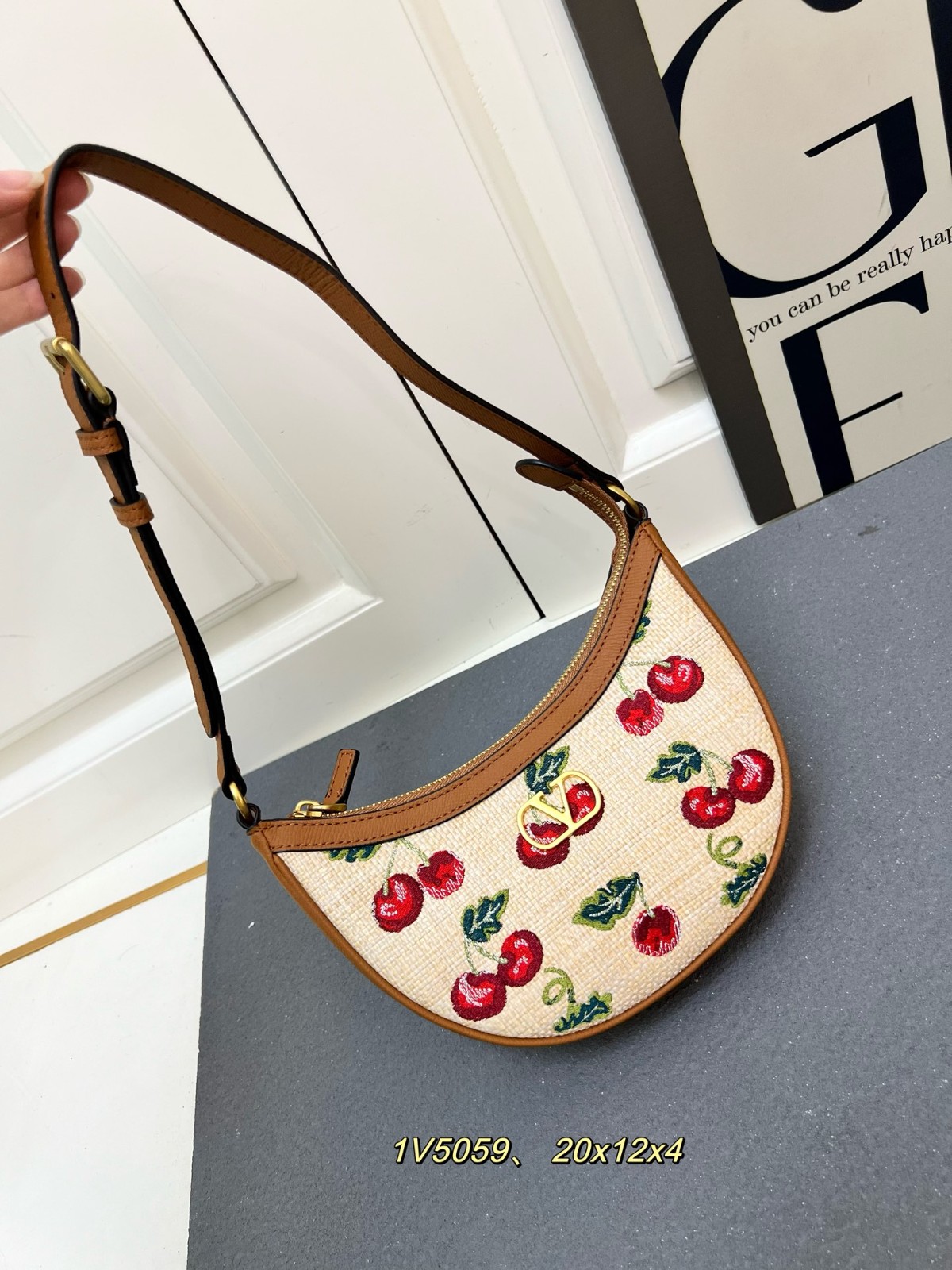 綺麗❗️ケープ アルパカシャギー フリル チェック ポンチョ 近年 ヴァレンティノ VALENTINO(ヴァレンティノ) ポンチョ・ケープ(レディース